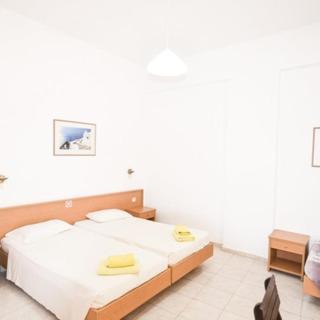 One-Bedroom Apartment,1057147891:JPEG