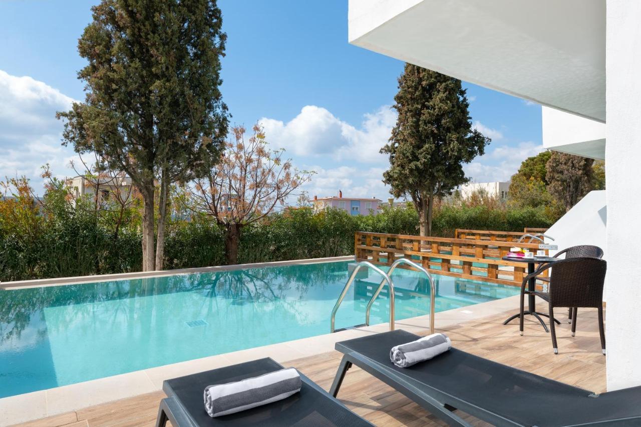 Hochzeitssuite mit eigenem Pool