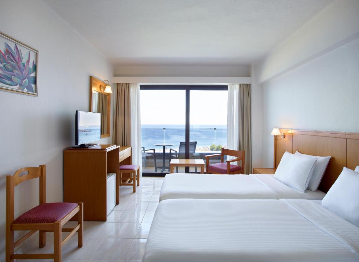 Standard Double or Twin Room Sea View