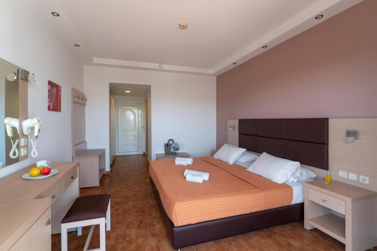 Doppelzimmer mit Gartenblick