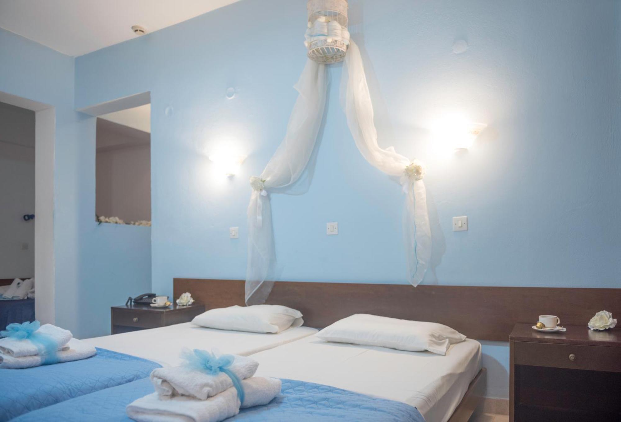 Standard Quadruple Room,1589523629:JPEG