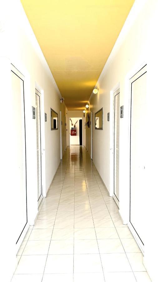SUPERIOR DOUBLE ROOM ( ME SET UP 1 double OR 2 SINGLE)