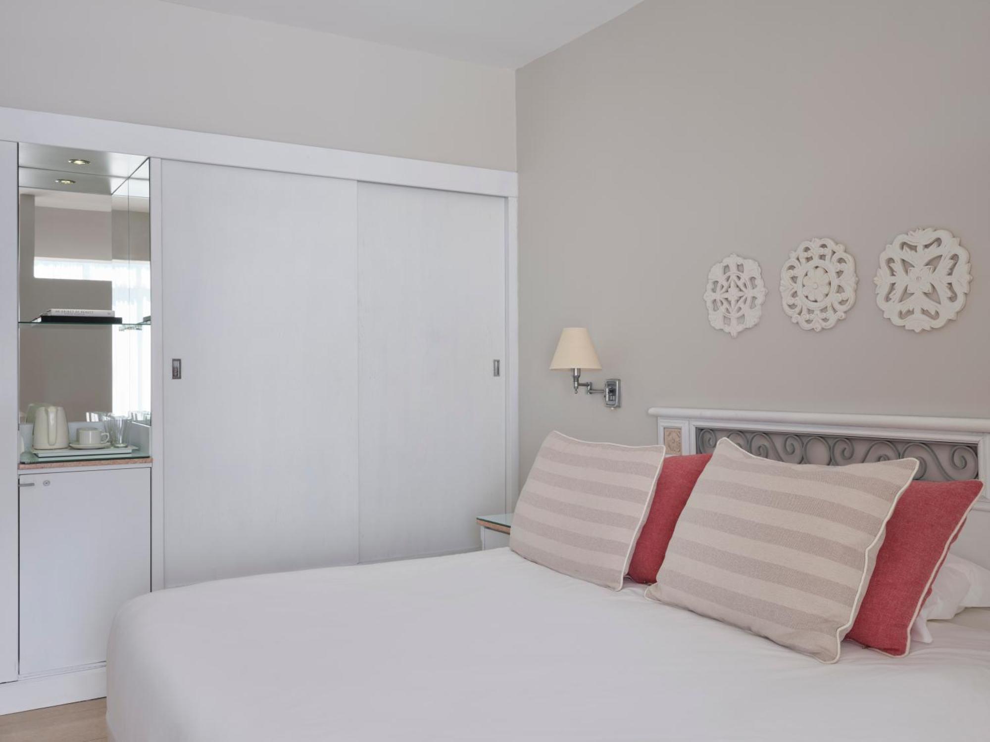 Double / Twin Room Sea View