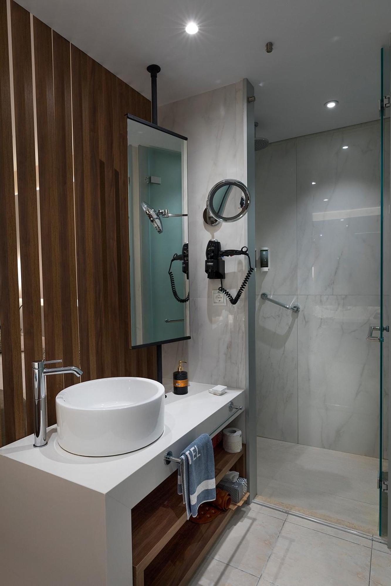 Luxe Kamer met 1 of 2 Bedden en Balkon