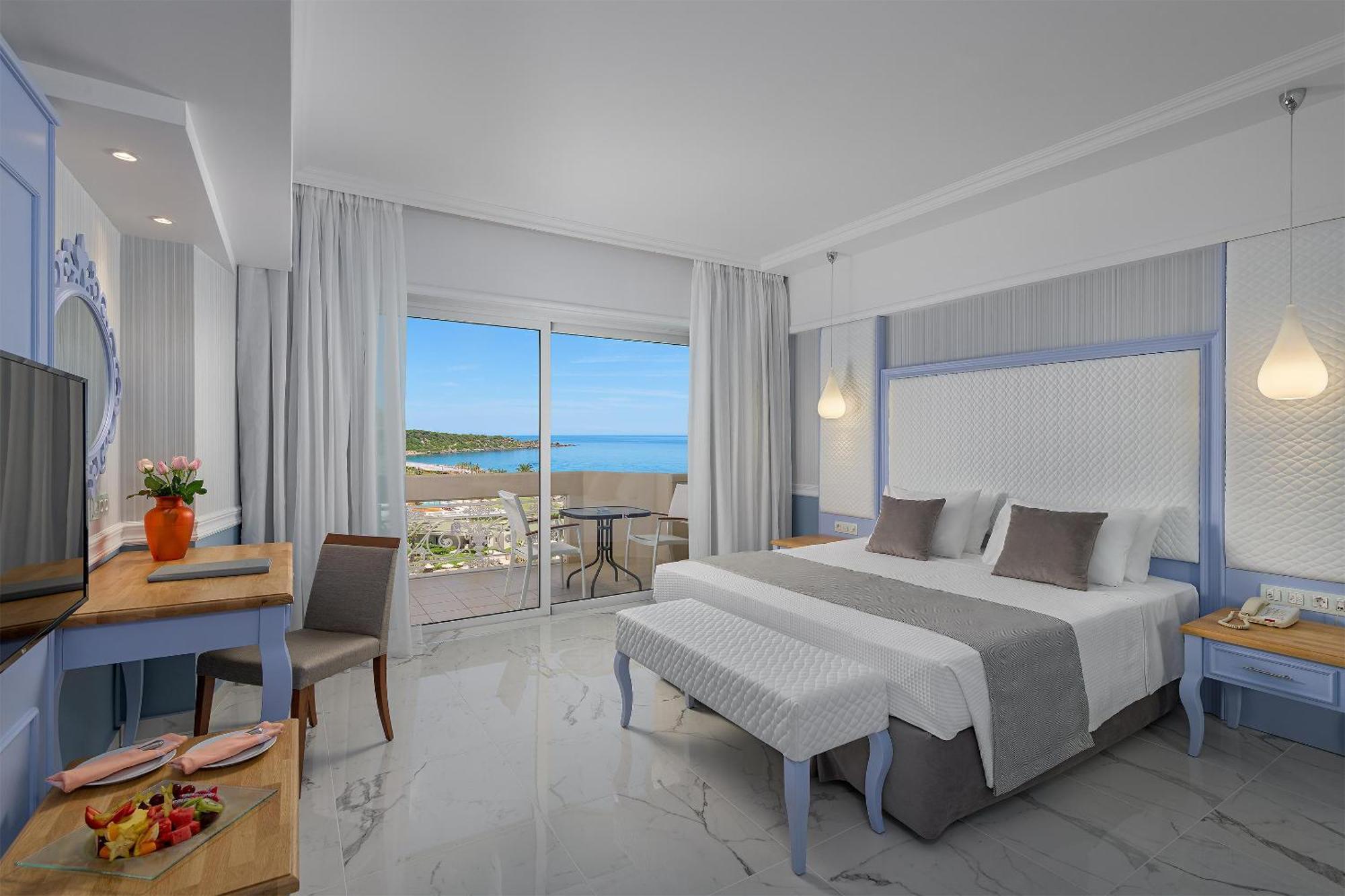 Junior Suite with Sea View,1571271605:JPEG