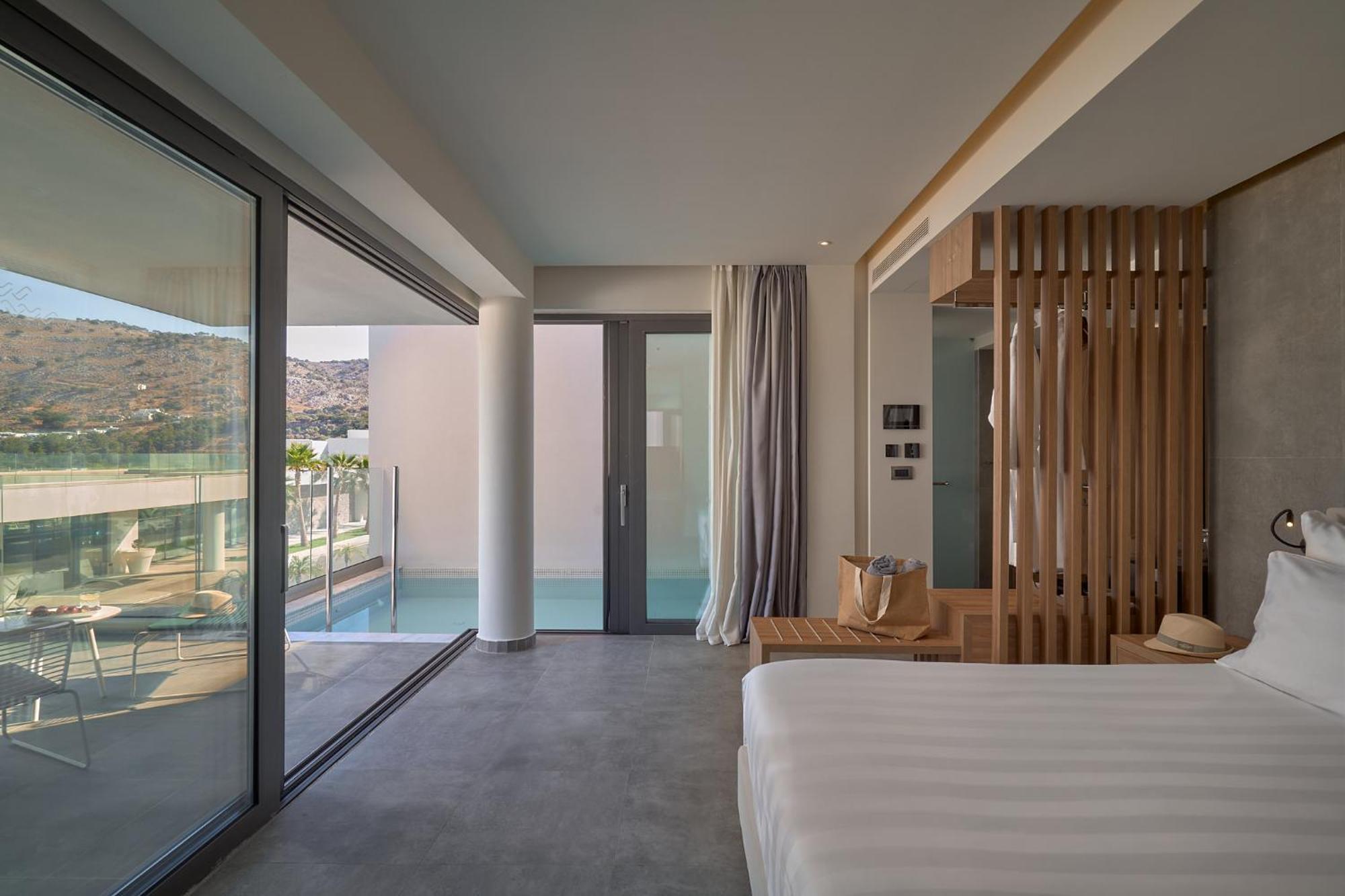 Junior Suite Promo con Piscina Privata e Vista Entroterra