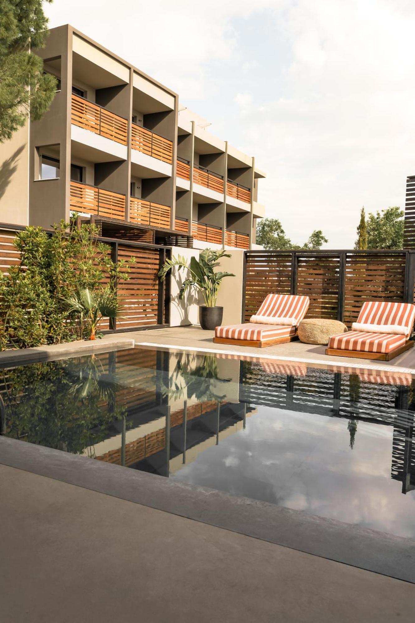 Suite with Private Pool