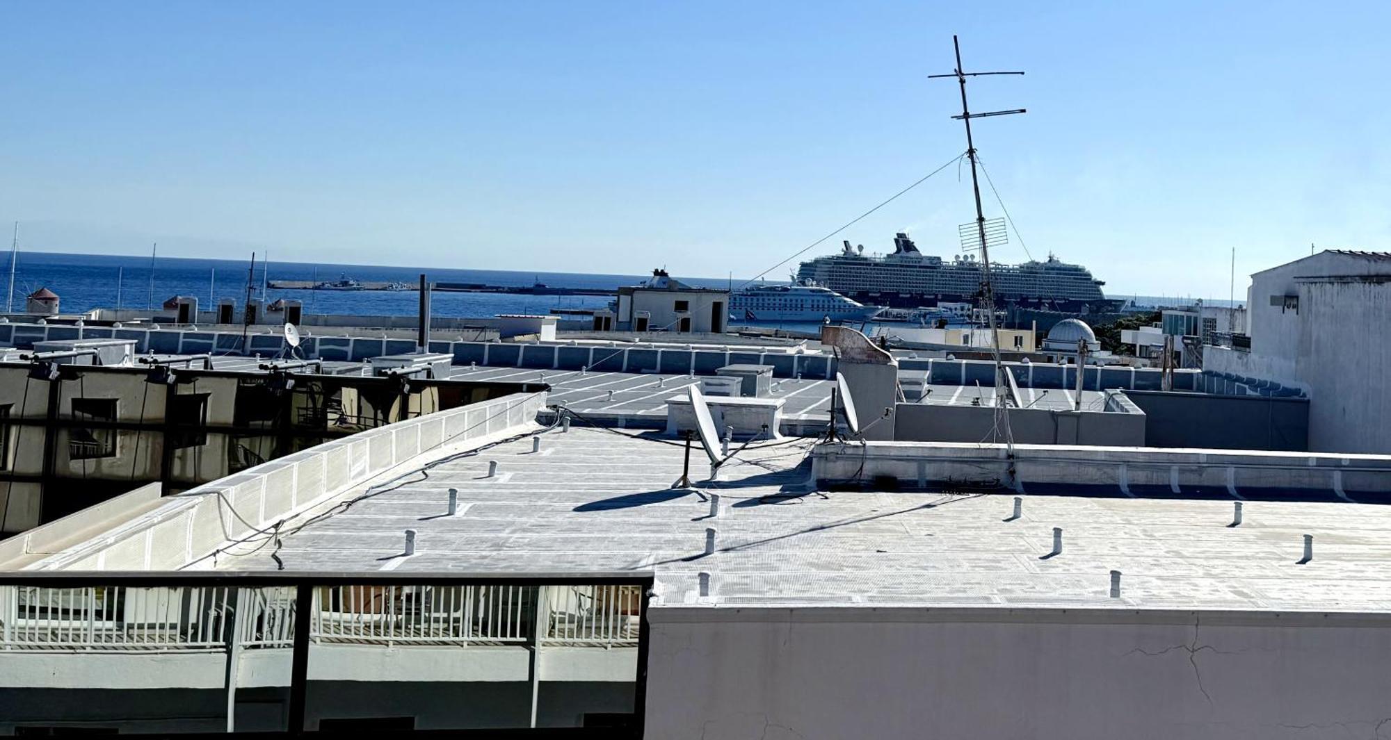 Superior Room City Sea View