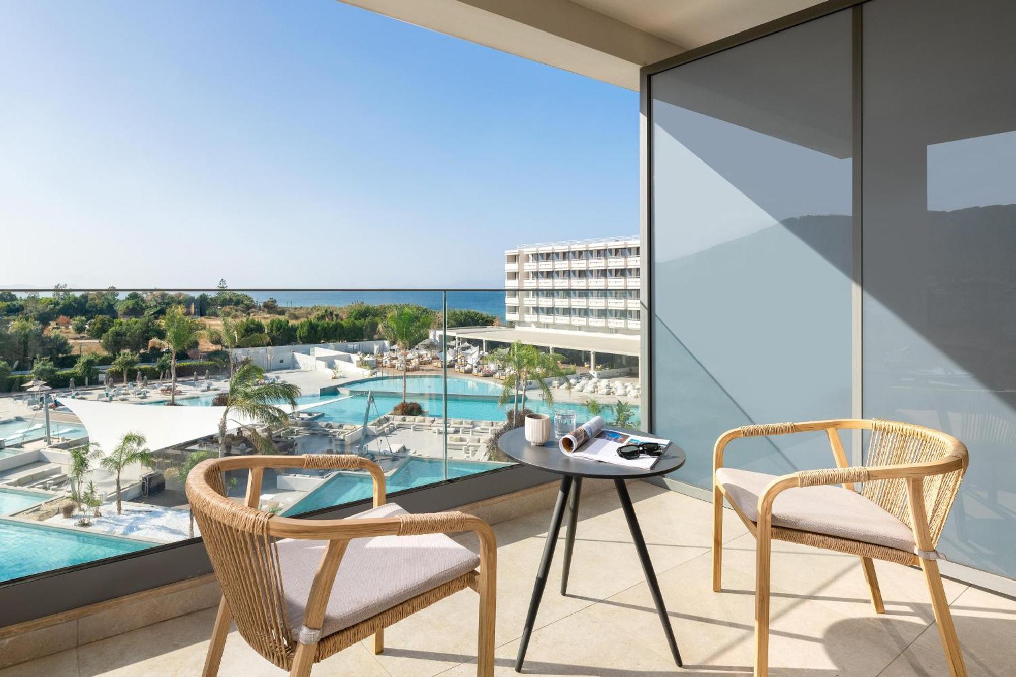 Executive Junior Suite Pool View
