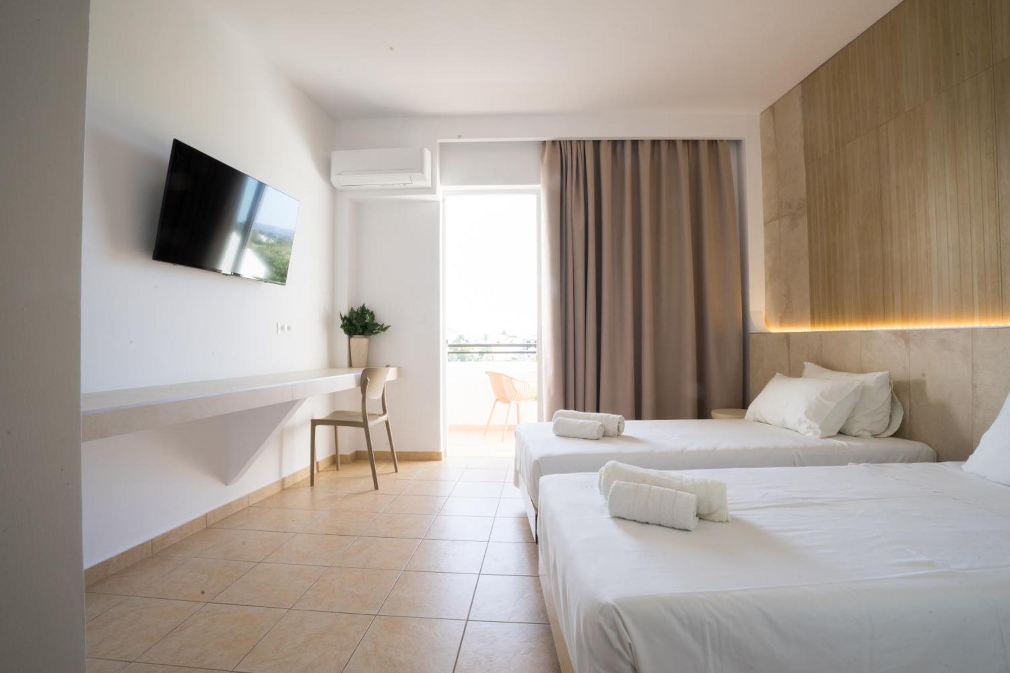 Deluxe Twin Room Sea View