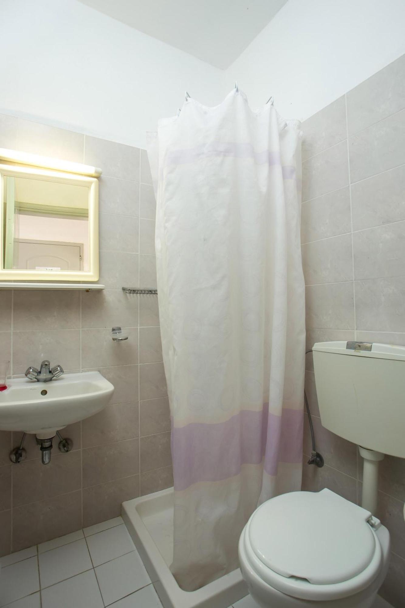 Standard Twin Room,1683836323:JPEG