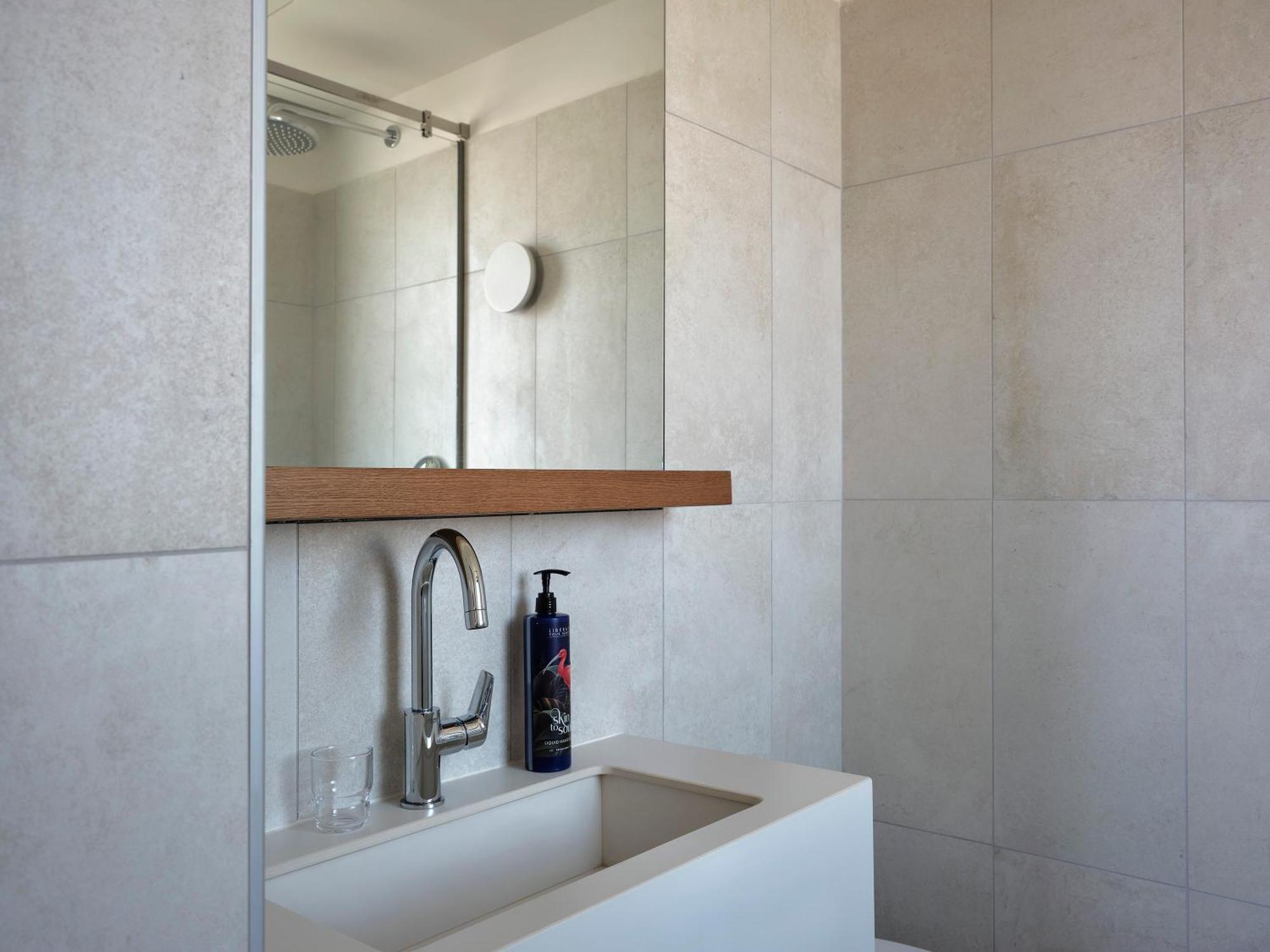 Executive Suite Sea View,1694536155:JPEG