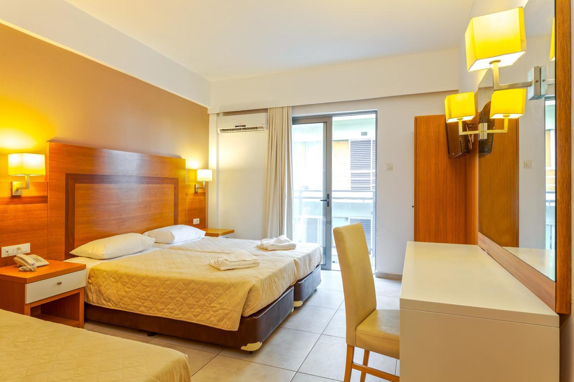 Triple Room Balcony