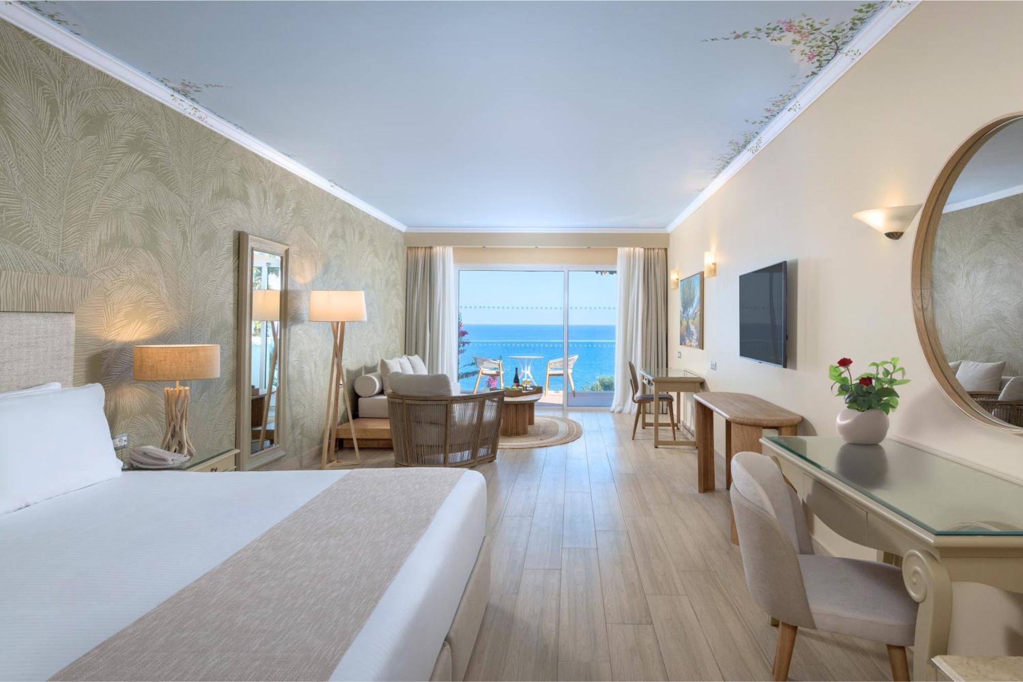 Deluxe Junior Suite with Sea View (2-3 Persons)