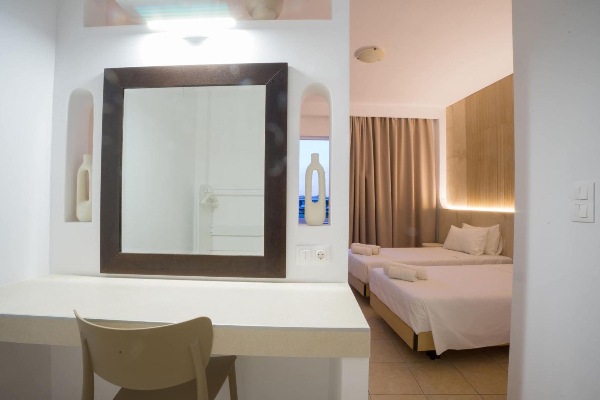 Deluxe Twin Room Sea View