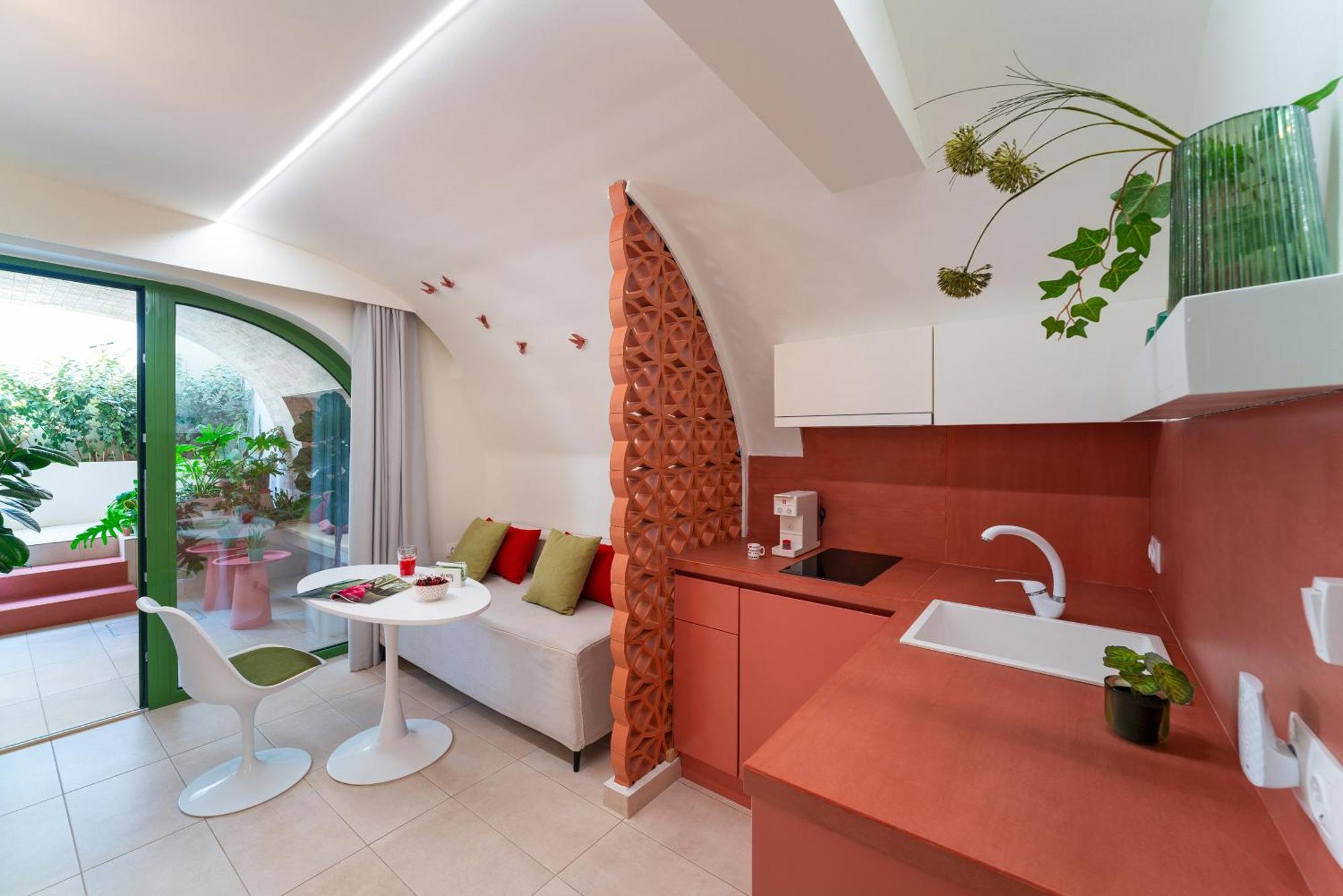 One-Bedroom Standard Apartment
