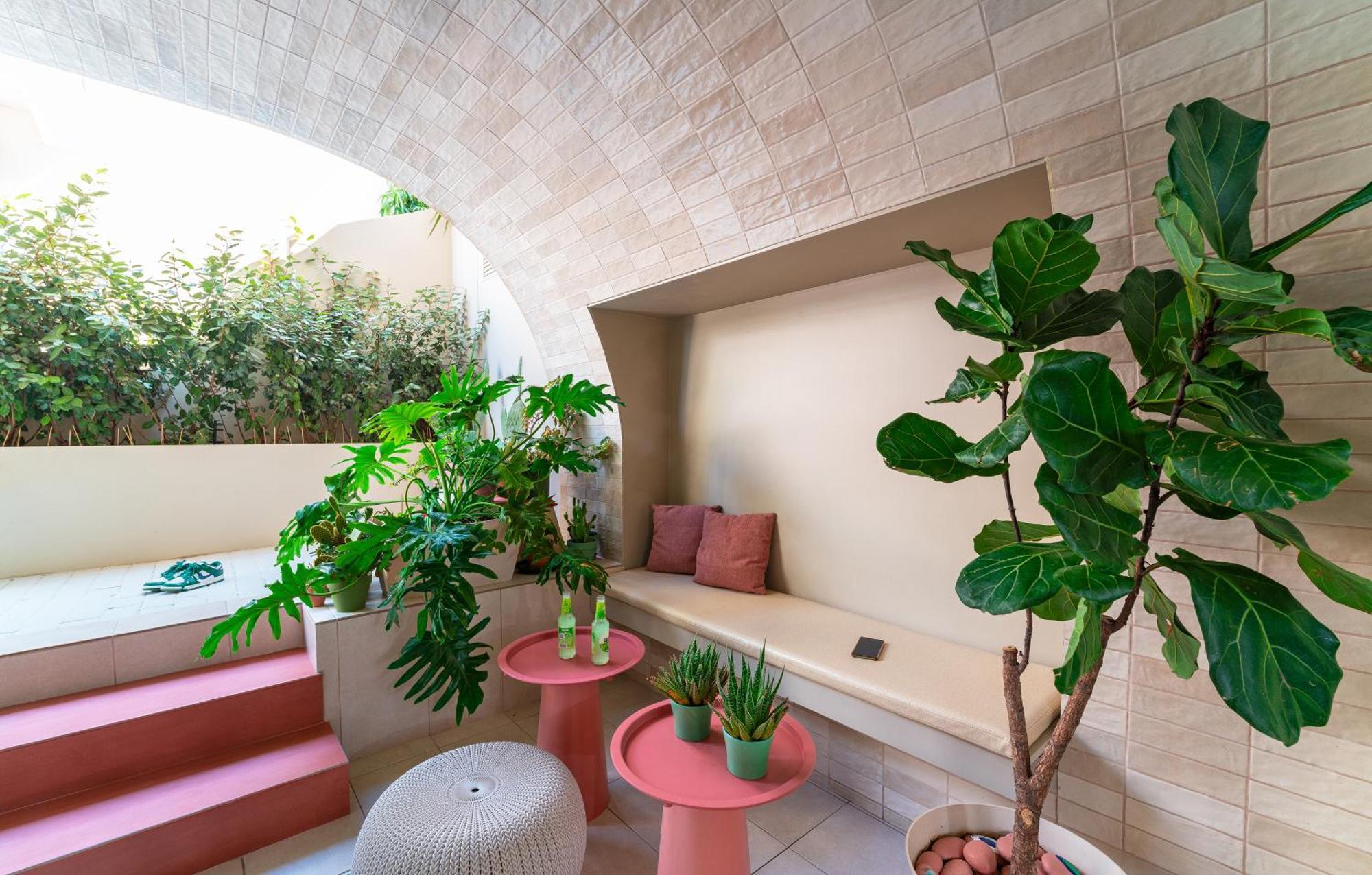 One-Bedroom Standard Apartment