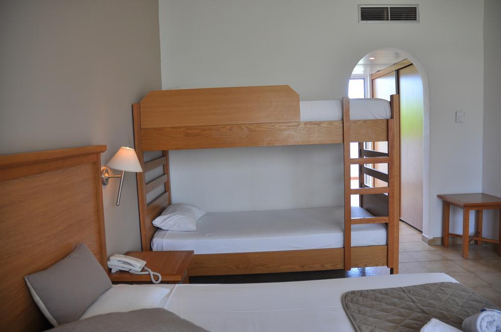 Standard Family Room with Bunk Bed