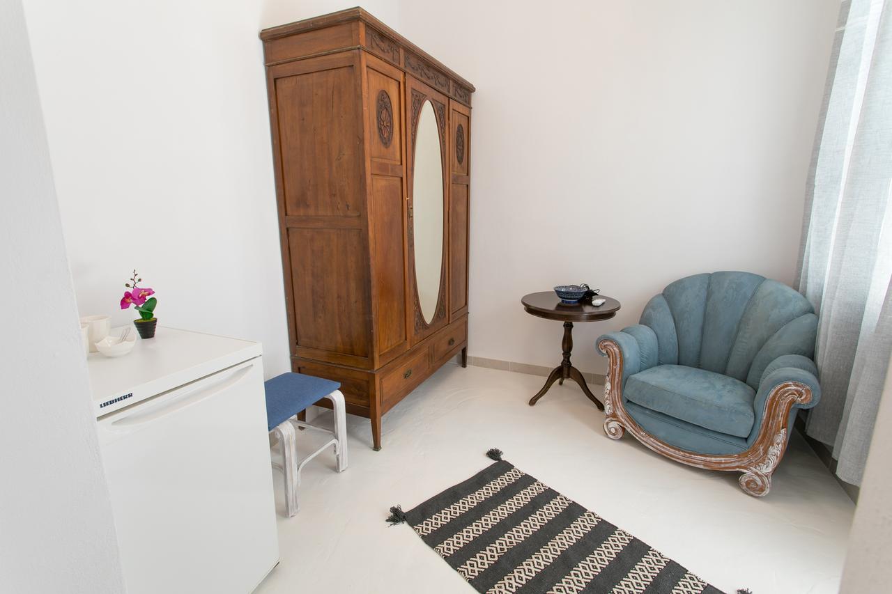 Double Room-Elevated Bed