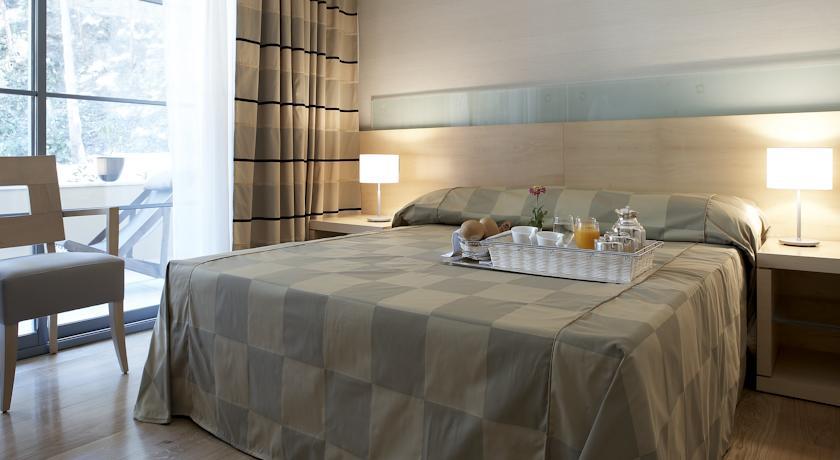 Garden VIP Suite with Private Pool (2 Adults + 2 Children)