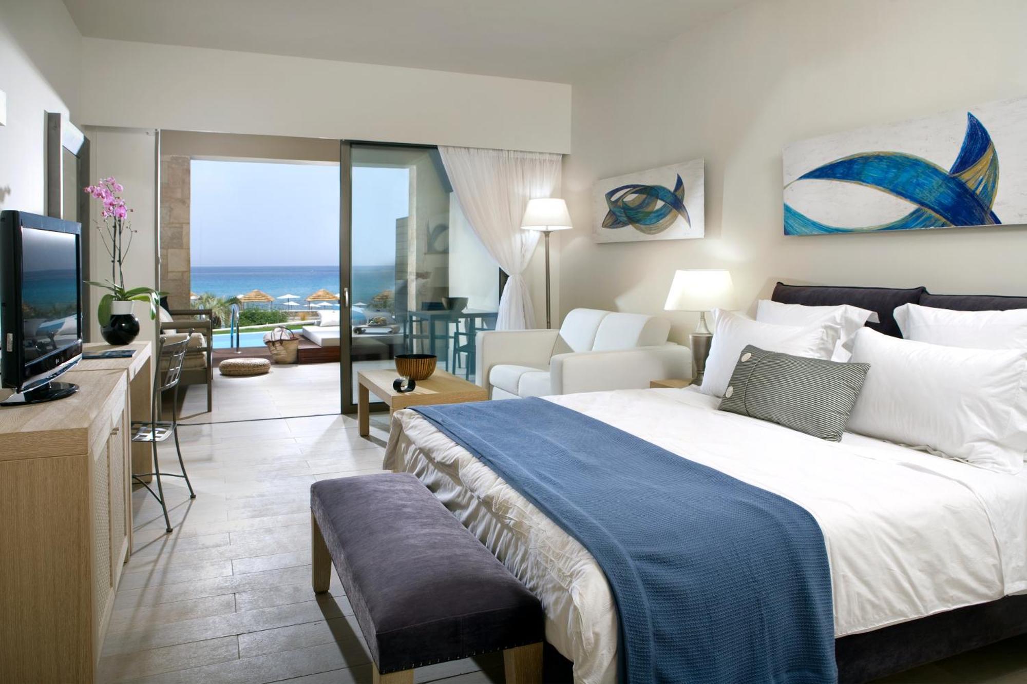Suite mit eigenem Pool und Meerblick