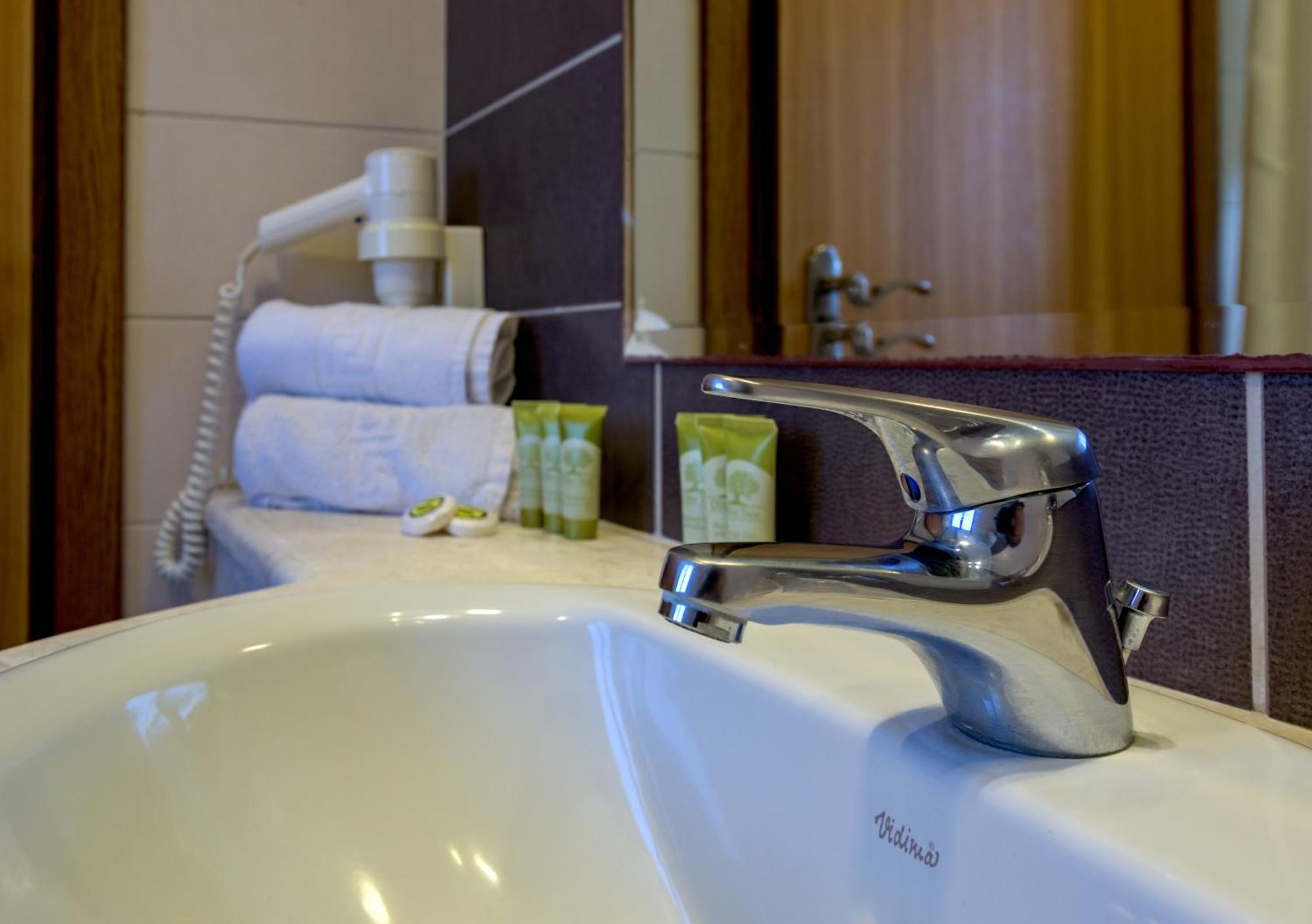 Twin Room Single Use