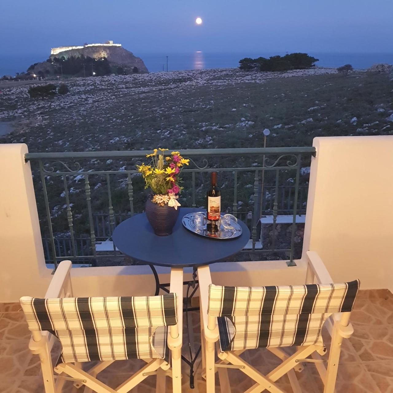 Studio Supérieur - Vue Panoramique sur Mer et Acropole