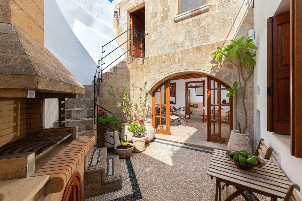 Villa con 3 Camere da Letto e Terrazza all’Ultimo Piano