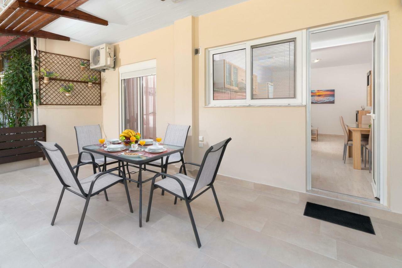 Apartment mit Terrasse