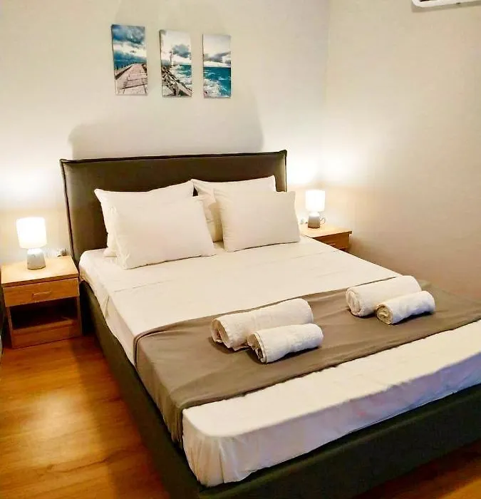 Emerald Dream House,Heart Of The City Center-1