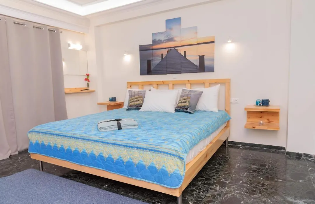 As Suites Room 14-1