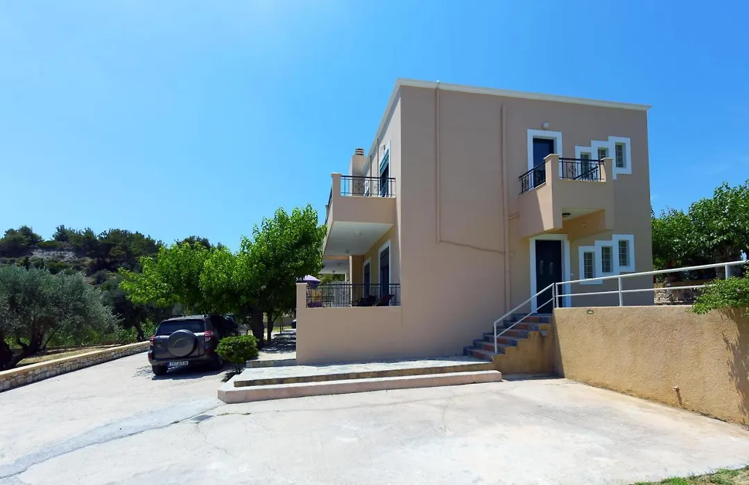 Athina'S Apartment In Olive Grove-1