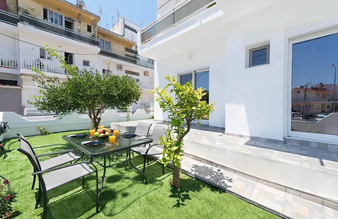 Modern Flat With Garden And Jacuzzi-1