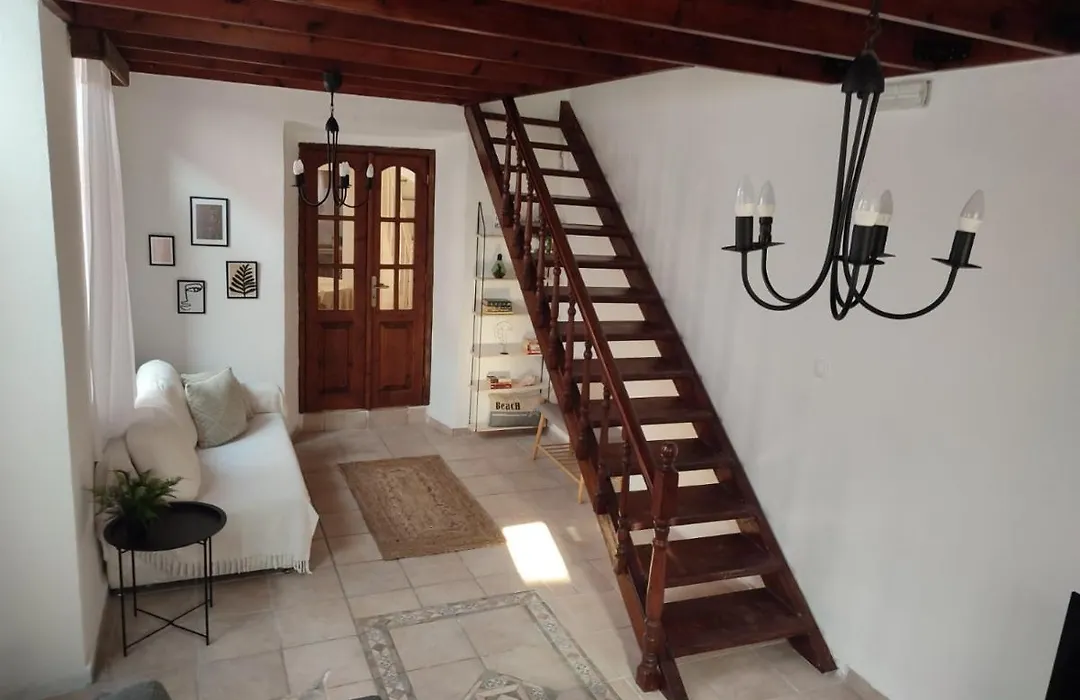Old Town Maisonette-1