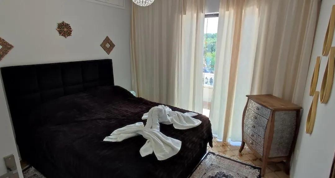 Ixian House Apartment-1