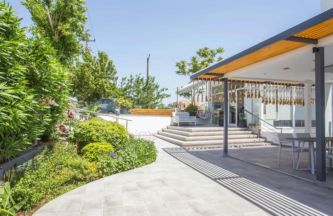 Casastavris - Aparts & Pool Suites-1