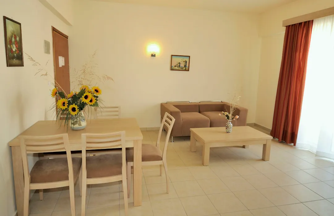 Anita Aparthotel-1