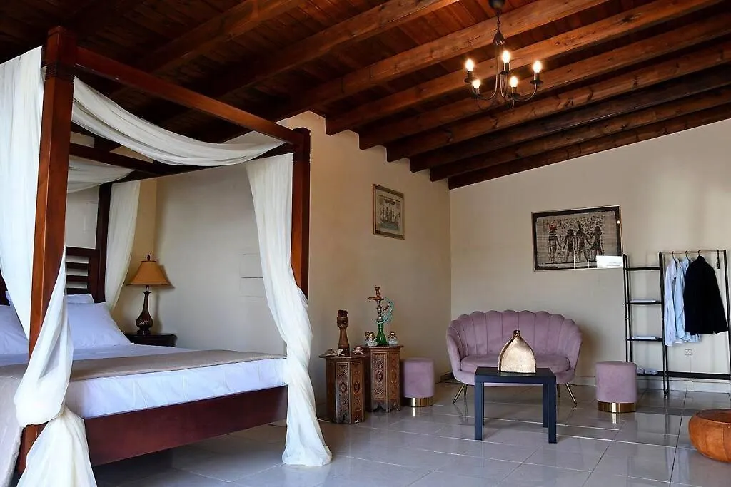 Villa Gray-1