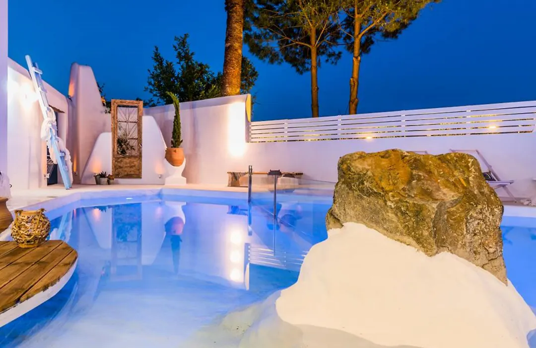 Kouros Home & Suites (Adults Only)-1