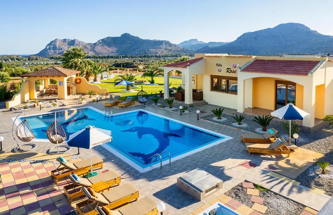 Villa Rose-1