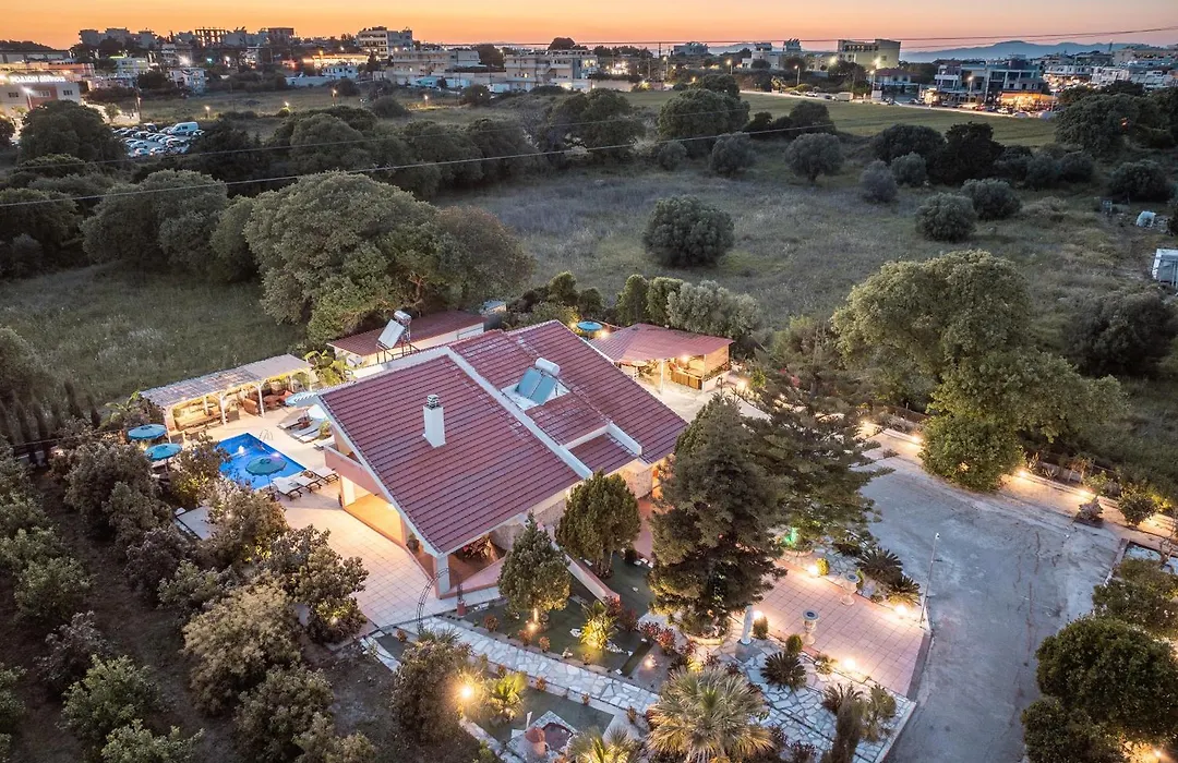 Artzy Villa-1