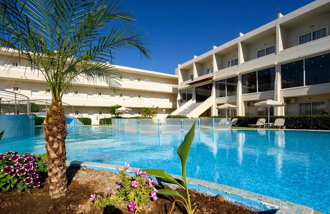 Bayside Hotel Katsaras-1