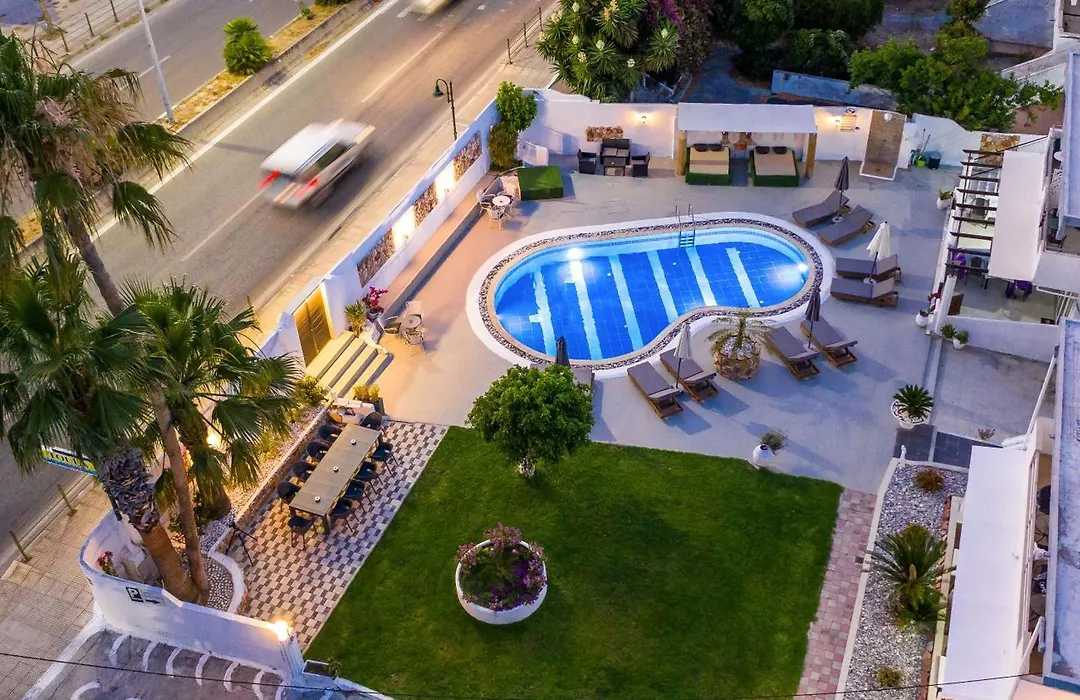 Toulas Studios & Apts No2-1