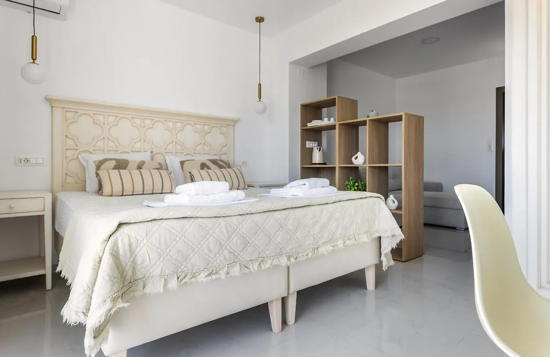 Voula Studios-1