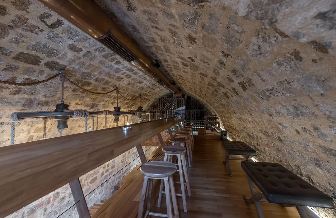 10Gr Boutique Hotel & Wine Bar (Adults Only)-1