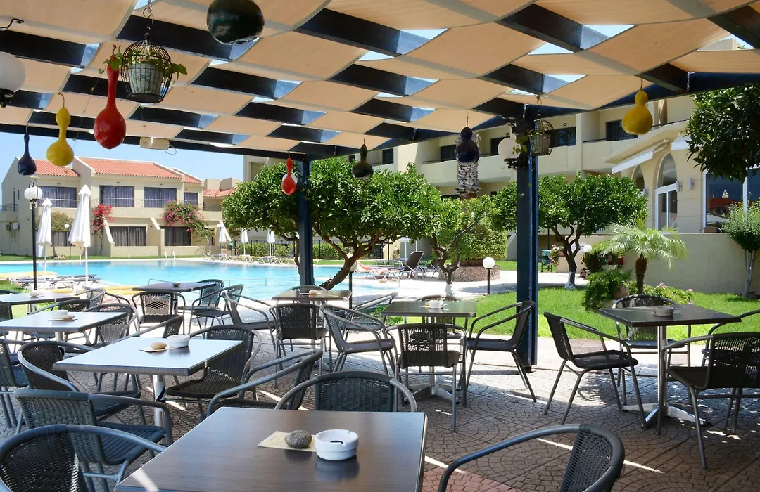Summerland Hotel (Adults Only)-1