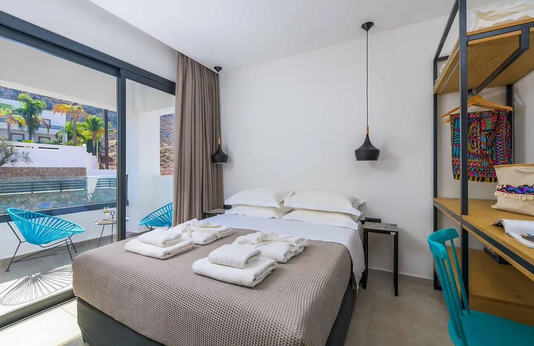 Lambis Athina-1