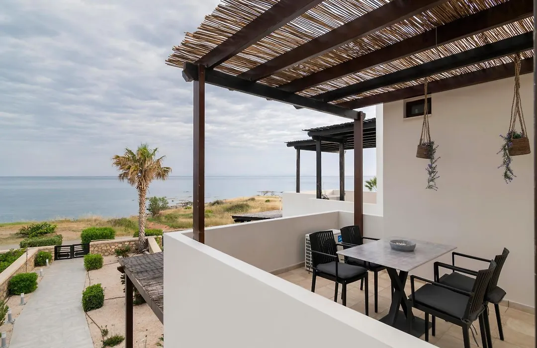 Villa Sunrise By The Sea-1