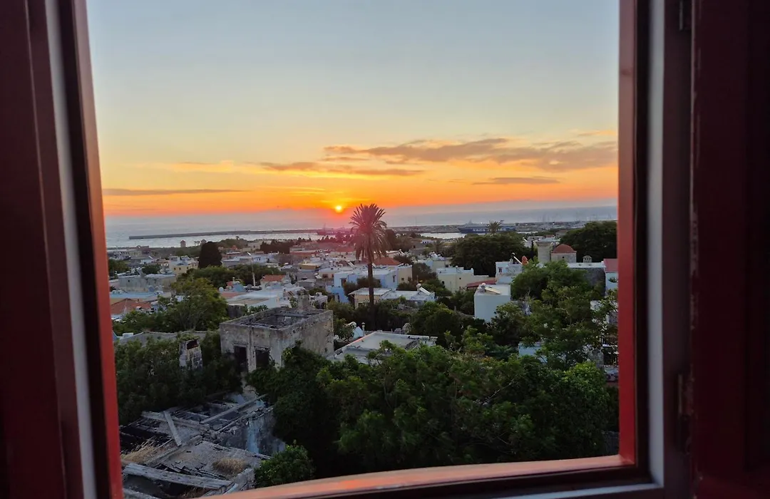 A Medieval Windmill Tower 2Bedrooms In The Heart Of Old Town With Magnificent Panoramic Seaview And Cityview-1