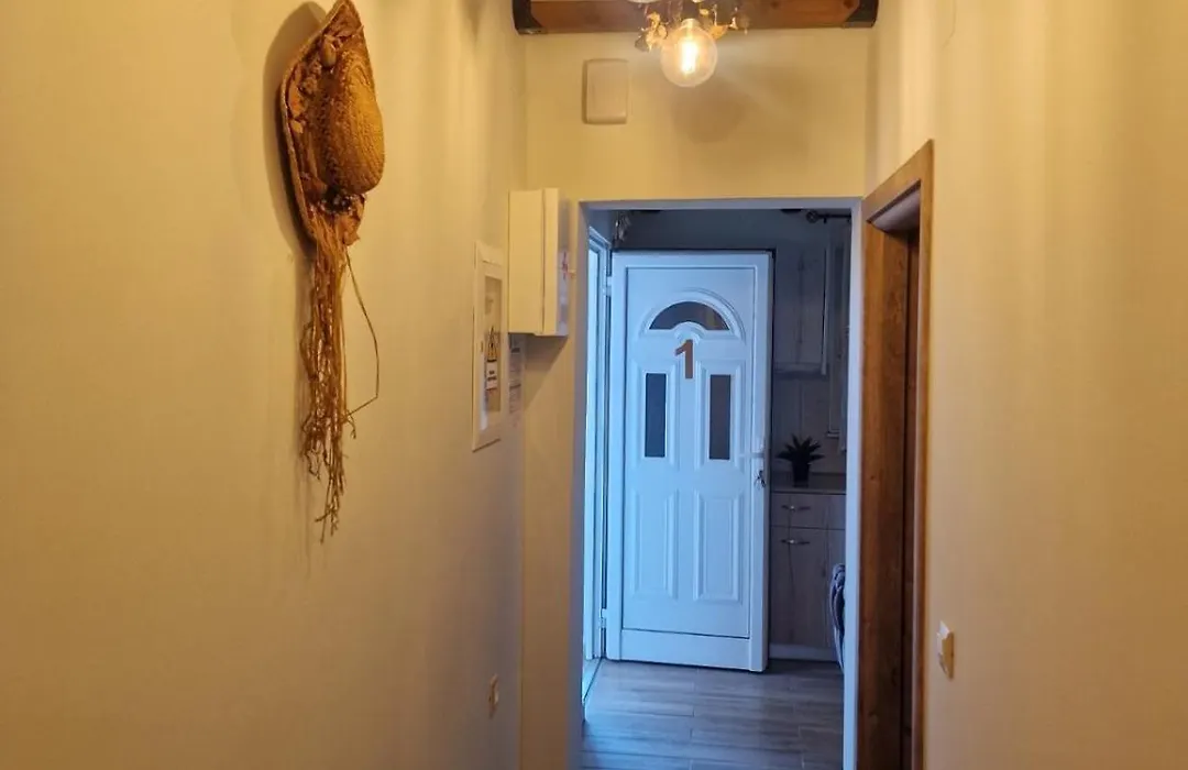 Errik Luxury House-1